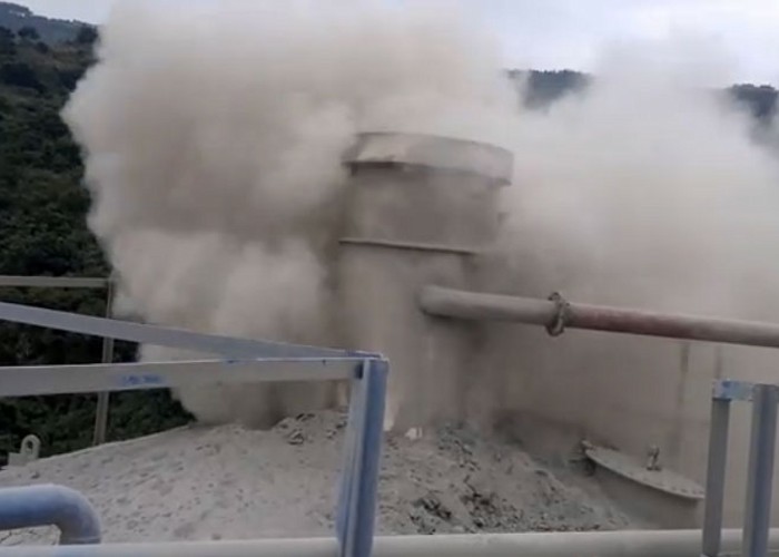 倉(cāng)頂除塵器安全問(wèn)題不能馬虎 倉(cāng)頂除塵器安全問(wèn)題不能馬虎